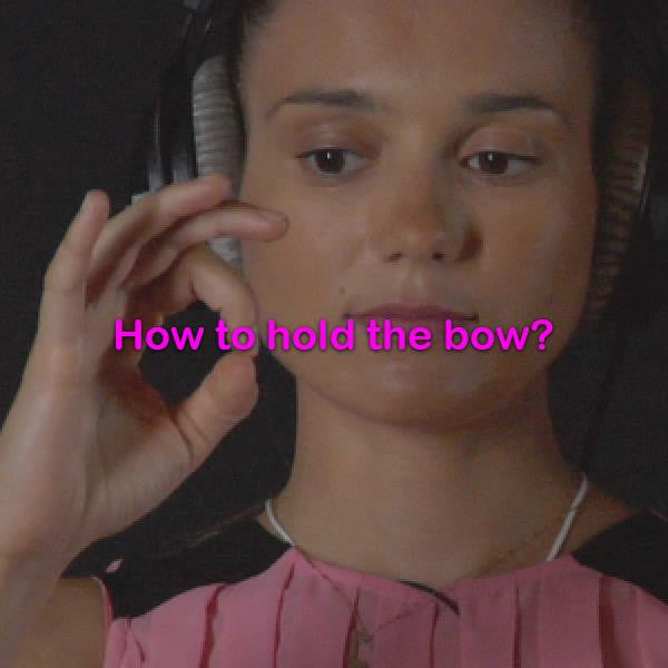 Lesson 002: How to hold the bow? - violino online, play violin online,   - tocar violin online, уроки игры на скрипке, Metodo Mirkovic - cours de violon en ligne, geige online lernen