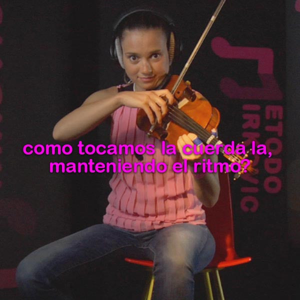 010a: como    tocamos    la    cuerda    la,    manteniendo    el    ritmo? - violino online, play violin online,   - tocar violin online, уроки игры на скрипке, Metodo Mirkovic - cours de violon en ligne, geige online lernen