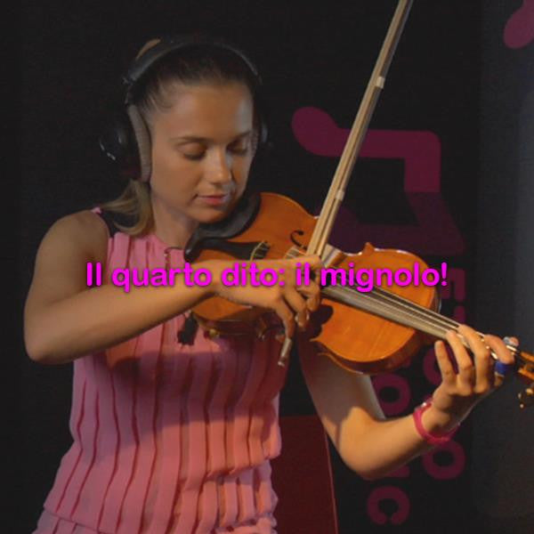 Lezione 036: Il quarto dito: il mignolo! - violino online, play violin online,   - tocar violin online, уроки игры на скрипке, Metodo Mirkovic - cours de violon en ligne, geige online lernen