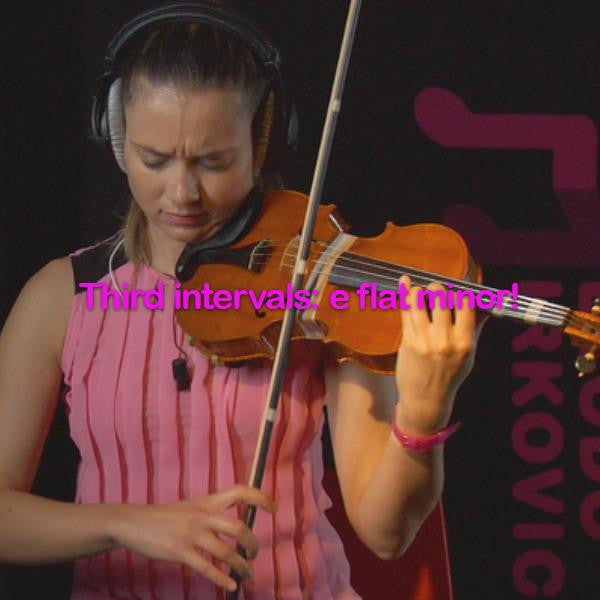 Lesson 106: Third intervals: e flat minor! - violino online, play violin online,   - tocar violin online, уроки игры на скрипке, Metodo Mirkovic - cours de violon en ligne, geige online lernen