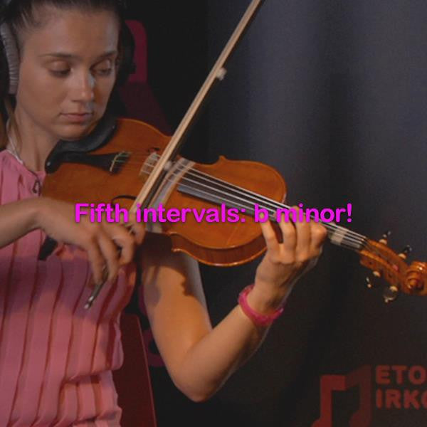 Lesson 132: Fifth intervals: b minor! - violino online, play violin online,   - tocar violin online, уроки игры на скрипке, Metodo Mirkovic - cours de violon en ligne, geige online lernen